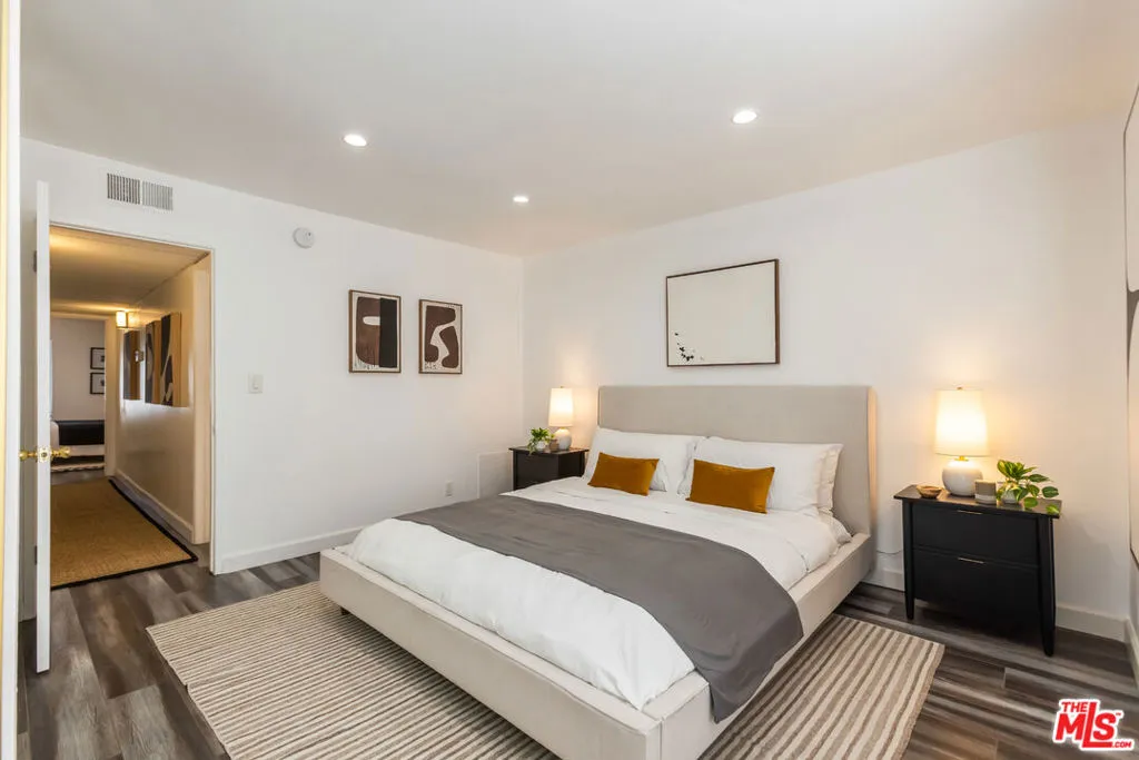 11701 Texas Avenue 306, Los Angeles, California 90025 home-pic-36